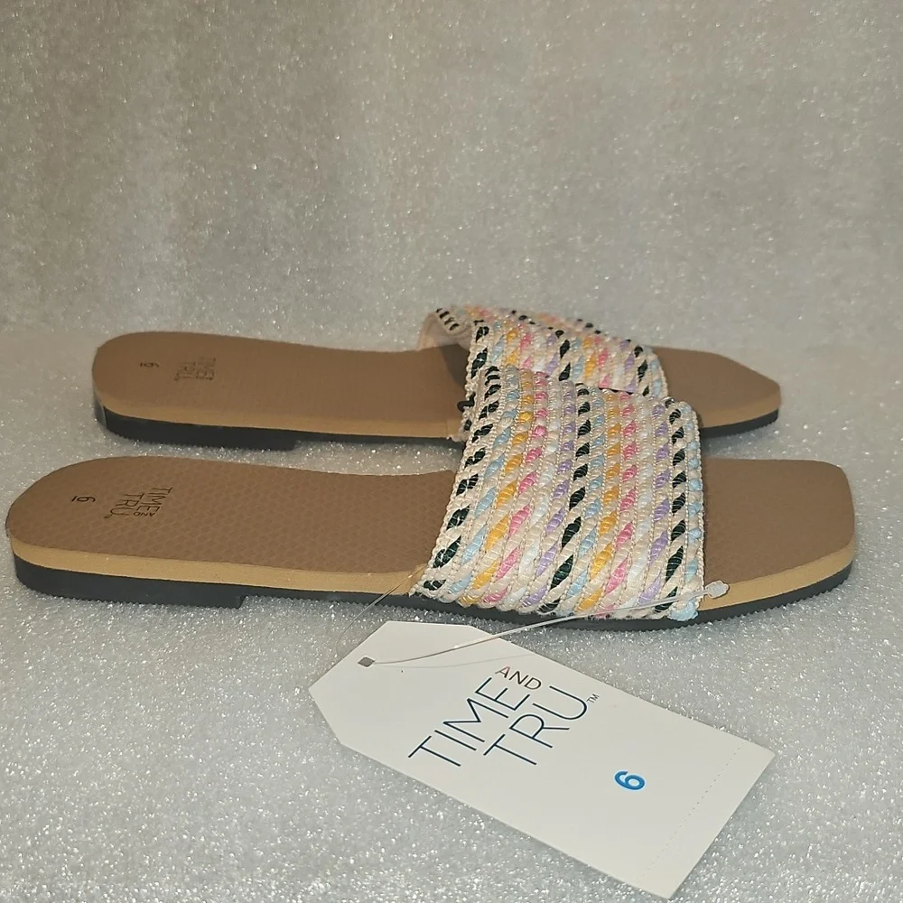 Time and Tru Women's Size 6 Woven Slide New